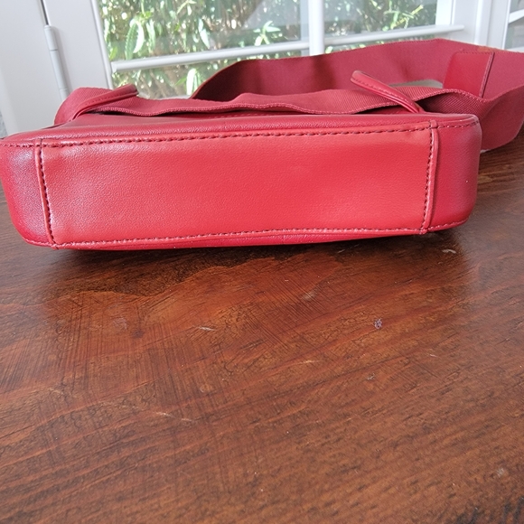 Maxx New York Red Women's Bag - Picture 5 of 10